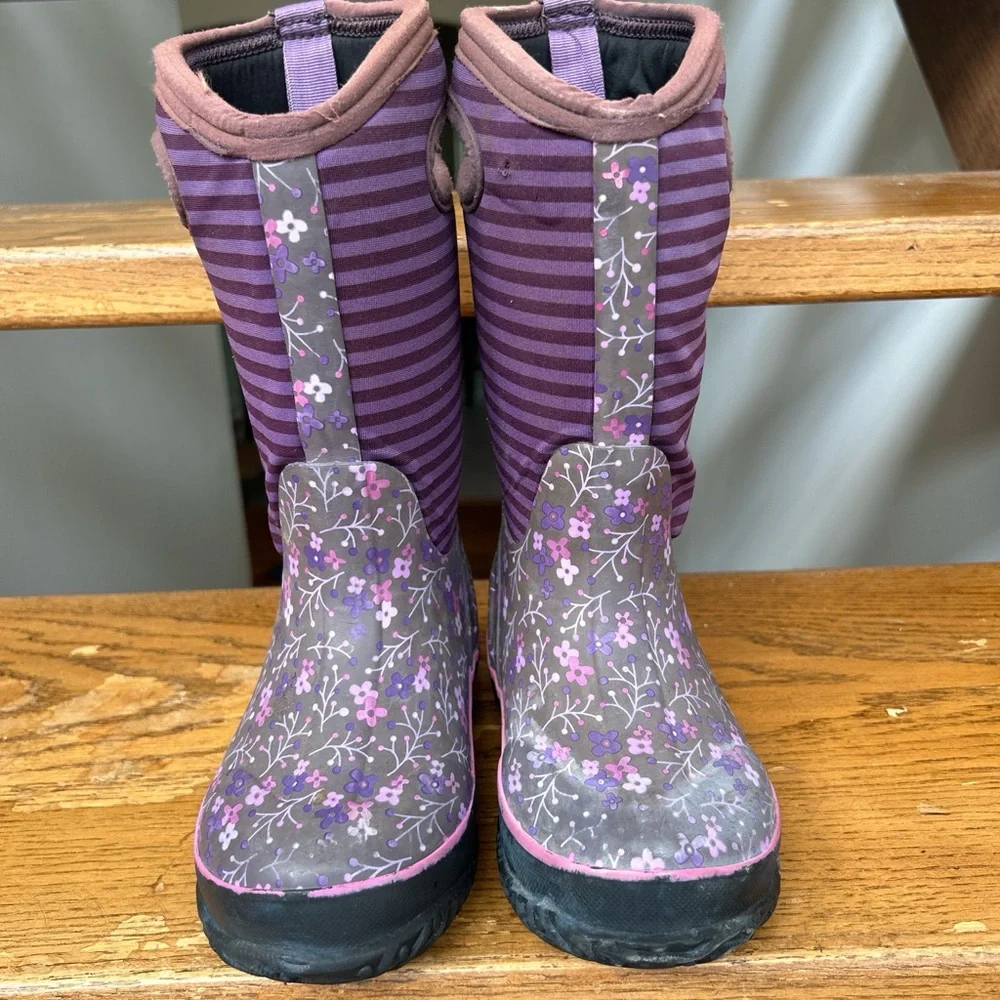 Bogs Kids Flower Stripe waterproof insulated boots snow winter barn chore muck